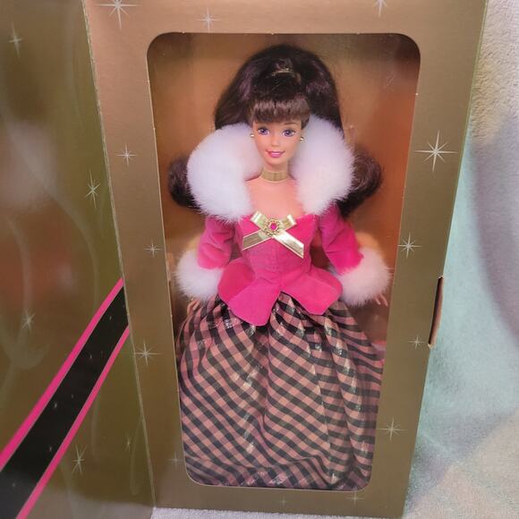 Winter Rhapsody Brunette 1996 Barbie Doll Avon Exclusive Vintage Toy - Picture 2 of 8
